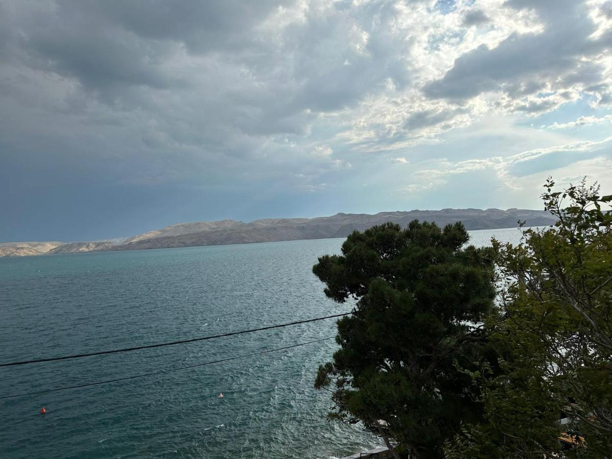 Apartmani Karlobag Εξωτερικό φωτογραφία