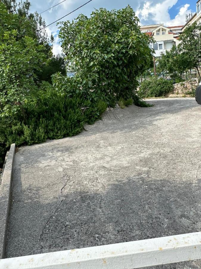 Apartmani Karlobag Εξωτερικό φωτογραφία