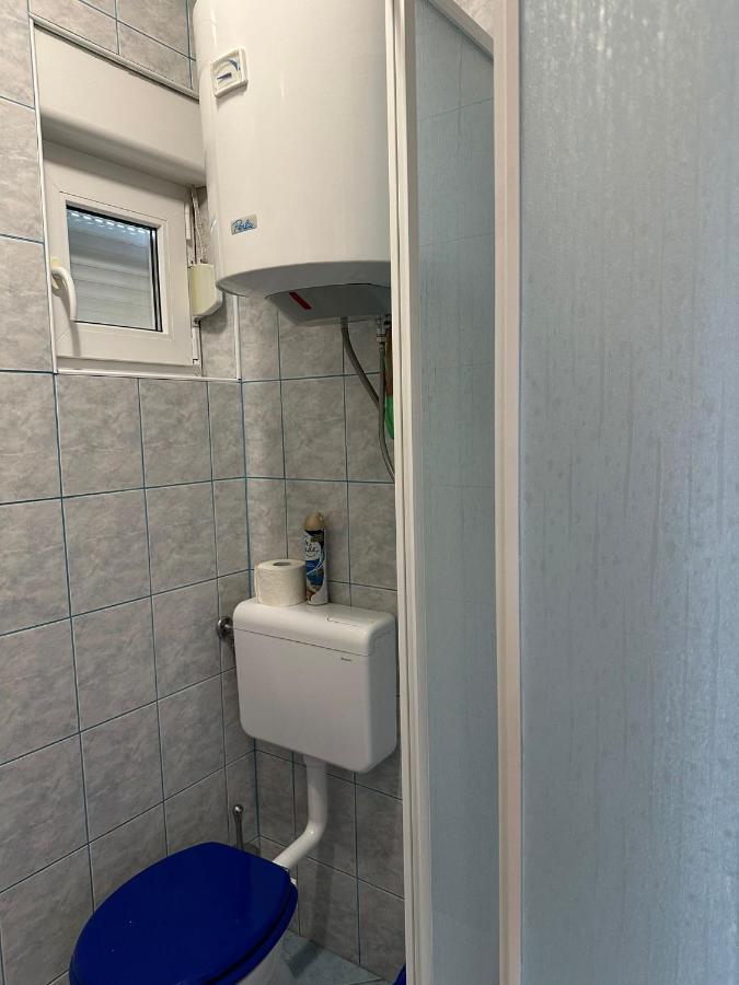 Apartmani Karlobag Εξωτερικό φωτογραφία