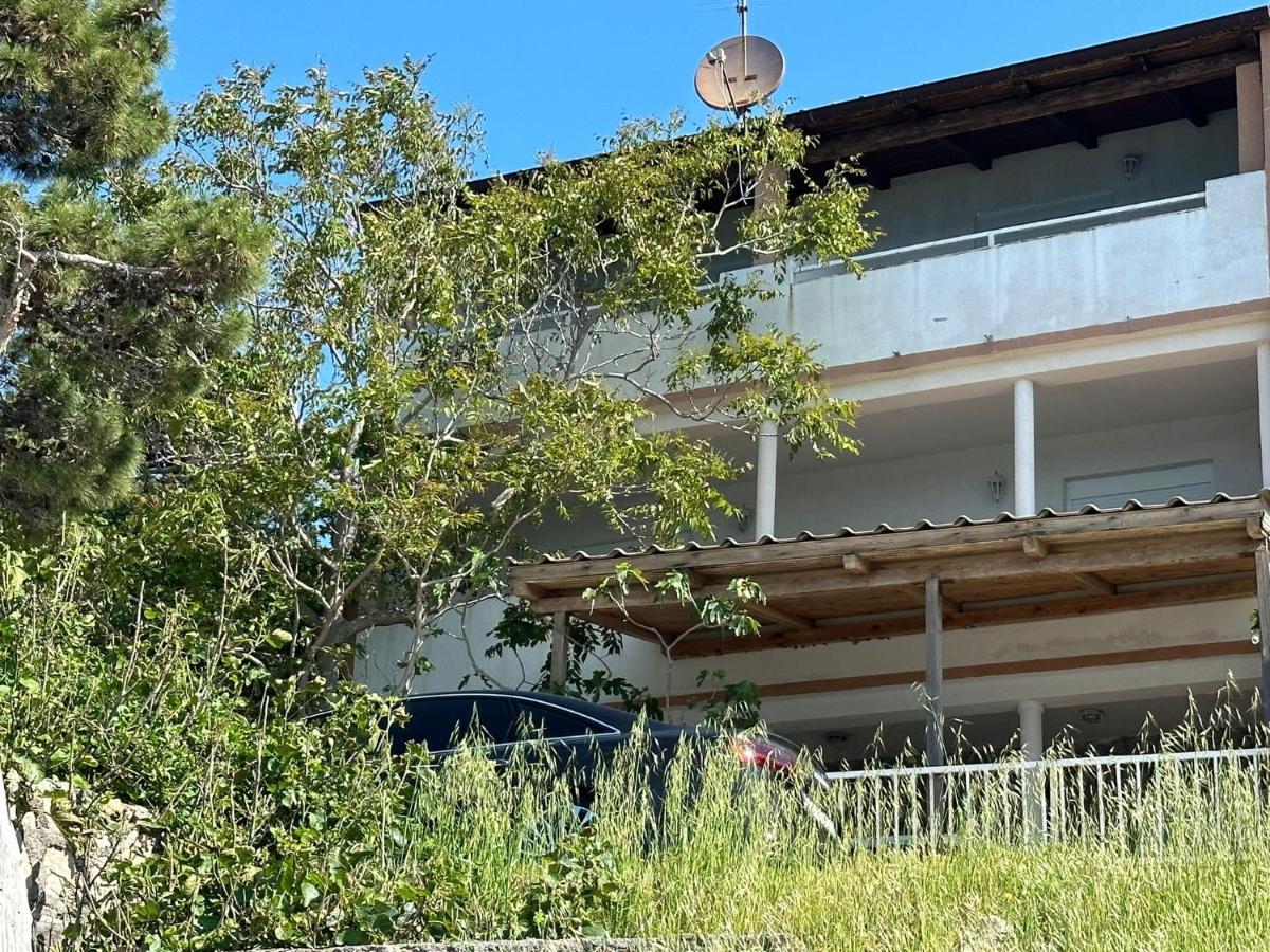 Apartmani Karlobag Εξωτερικό φωτογραφία